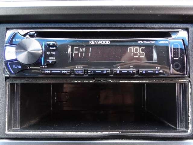 フィット ＲＳ　後期型　６速ＭＴ　ワンオーナー　社外アルミ　シートカバー　ＣＤオーディオ　ＥＴＣ　オートエアコン　オートライト　キーレス　ＨＩＤヘッドライト　フォグランプ（18枚目）