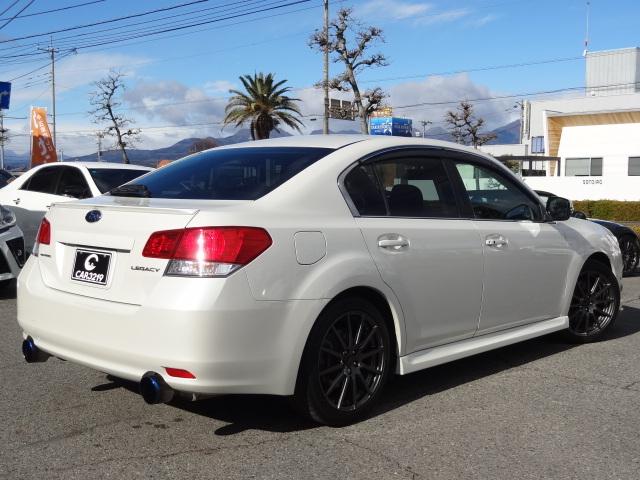 レガシィB4 2.5GT Sパッケージ 6速MT タイベル交換済 HKSマフラー HKSブローオフ メタルキャタライザー STIフロントスポイラー STIアルミ 純正OPメッシュグリル レザーシート シートヒーター HDDナビ クルコン(13枚目)