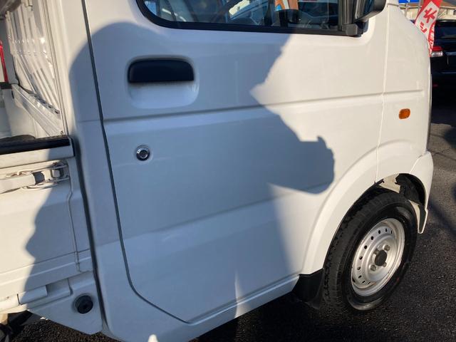 キャリイトラック ＫＣエアコン・パワステ　４ＷＤ　ＭＴ　エアコン　パワーステアリング　走行２１．０００ｋｍ（24枚目）