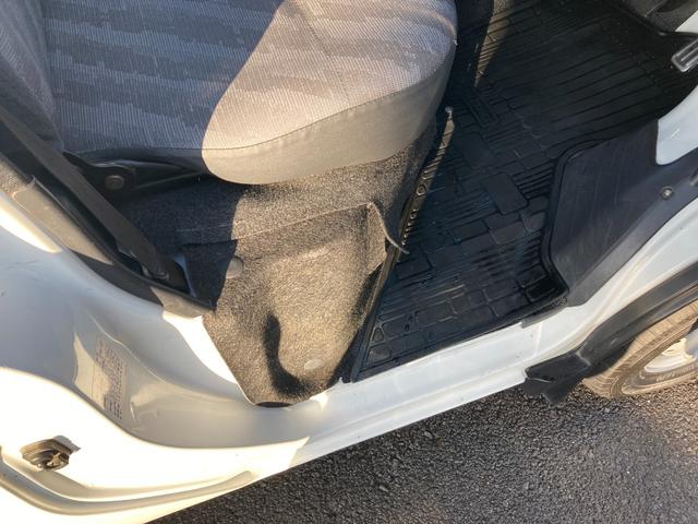 キャリイトラック ＫＣエアコン・パワステ　４ＷＤ　ＭＴ　エアコン　パワーステアリング　走行２１．０００ｋｍ（44枚目）