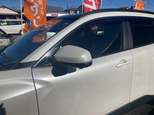 カローラクロス ハイブリッド　Ｚ　ドライブレコーダー　全周囲カメラ　オートクルーズコントロール　レーンアシスト　パワーシート　パークアシスト　衝突被害軽減システム　サンルーフ　ターボ　ナビ　ＴＶ　オートマチックハイビーム（12枚目）