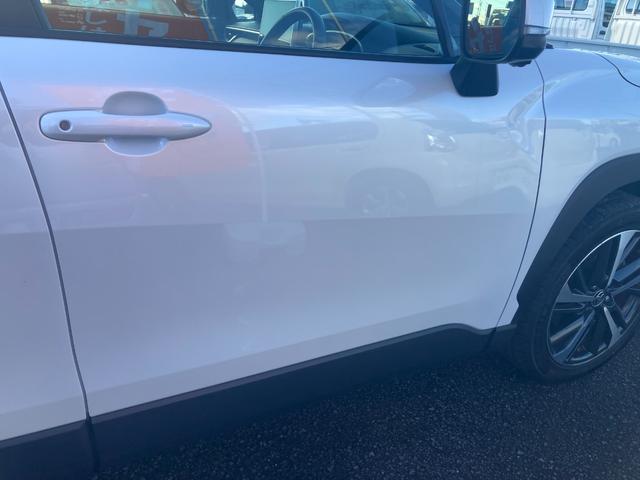 カローラクロス ハイブリッド　Ｚ　ドライブレコーダー　全周囲カメラ　オートクルーズコントロール　レーンアシスト　パワーシート　パークアシスト　衝突被害軽減システム　サンルーフ　ターボ　ナビ　ＴＶ　オートマチックハイビーム（24枚目）