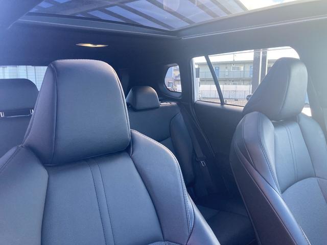 カローラクロス ハイブリッド　Ｚ　ドライブレコーダー　全周囲カメラ　オートクルーズコントロール　レーンアシスト　パワーシート　パークアシスト　衝突被害軽減システム　サンルーフ　ターボ　ナビ　ＴＶ　オートマチックハイビーム（41枚目）