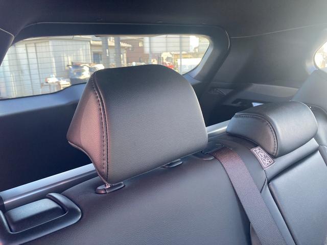 カローラクロス ハイブリッド　Ｚ　ドライブレコーダー　全周囲カメラ　オートクルーズコントロール　レーンアシスト　パワーシート　パークアシスト　衝突被害軽減システム　サンルーフ　ターボ　ナビ　ＴＶ　オートマチックハイビーム（68枚目）