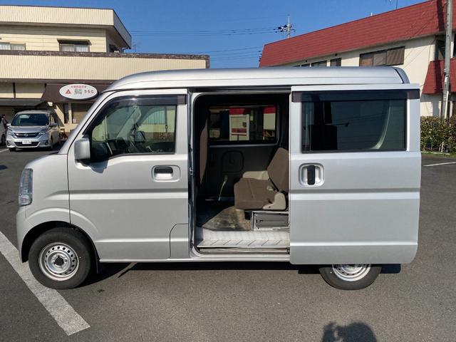 日産 ＮＶ１００クリッパーバン