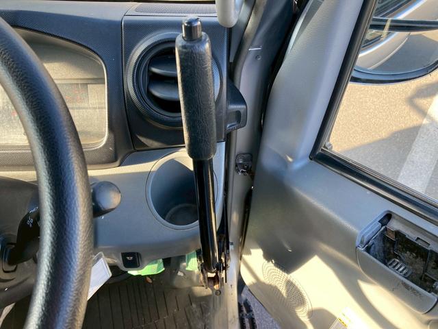 デュトロ ダンプ３トン積載４ナンバー１０尺新明和全低床アオリ開閉鉄床　３トン積載１０尺４ナンバーフルジャストロー新明和製　ディーゼルターボ電格ミラー集中ロックＥＴＣドラレコ小型トラック２トンエアバック横綱ダンプ燃焼装置坂道補助Ｎ０４Ｃ１３６馬力ＭＴ５マニュアルＡＢＳ（75枚目）