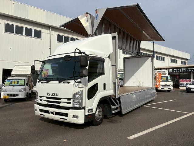 フォワード 　アルミウイング　２．３トン積載　後輪エアサス　格納ＰＧ　ワイド　６２００ボディ　ベッド付　ラッシング２段　ＰＳ　ＰＷ　集中ロック　電格ミラー　バックカメラＥＴＣ　ドラレコ　ＡＢＳ　エアバック　キーレス（3枚目）