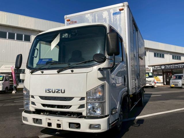 エルフトラック アルミバン2トン積載左サイドドア標準ロング木床観音扉 アルミ箱車2トン積載5トン限定免許4JJ1左サイド扉ラッシング2段スムーサー電格ミラー集中ロックバックモニターETCドラレコオートマ小型2トンエアバックAT車両総重量4,945kg準中型免許トラック(3枚目)