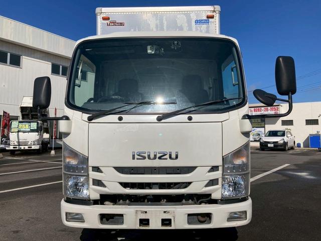 エルフトラック アルミバン2トン積載左サイドドア標準ロング木床観音扉 アルミ箱車2トン積載5トン限定免許4JJ1左サイド扉ラッシング2段スムーサー電格ミラー集中ロックバックモニターETCドラレコオートマ小型2トンエアバックAT車両総重量4,945kg準中型免許トラック(4枚目)