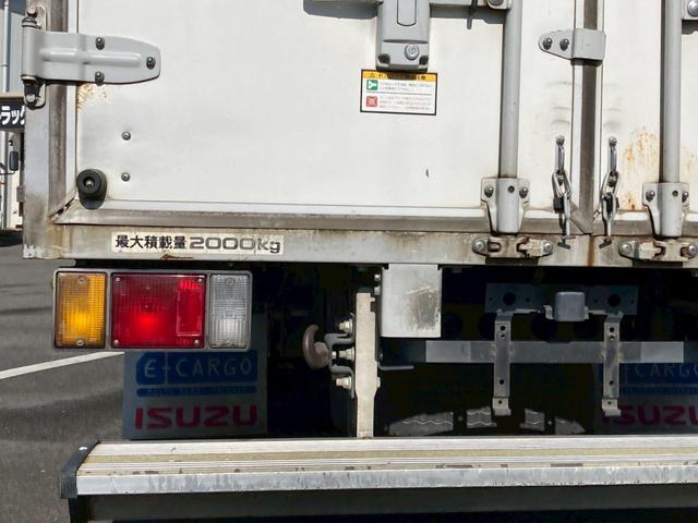 エルフトラック アルミバン2トン積載左サイドドア標準ロング木床観音扉 アルミ箱車2トン積載5トン限定免許4JJ1左サイド扉ラッシング2段スムーサー電格ミラー集中ロックバックモニターETCドラレコオートマ小型2トンエアバックAT車両総重量4,945kg準中型免許トラック(15枚目)