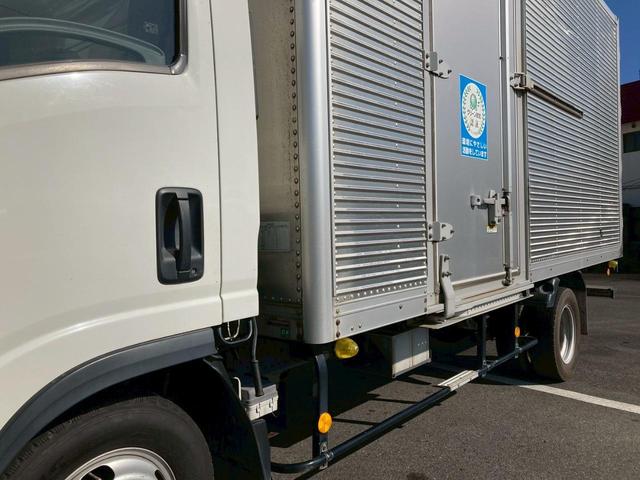 エルフトラック アルミバン2トン積載左サイドドア標準ロング木床観音扉 アルミ箱車2トン積載5トン限定免許4JJ1左サイド扉ラッシング2段スムーサー電格ミラー集中ロックバックモニターETCドラレコオートマ小型2トンエアバックAT車両総重量4,945kg準中型免許トラック(23枚目)