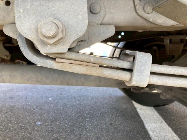 エルフトラック アルミバン2トン積載左サイドドア標準ロング木床観音扉 アルミ箱車2トン積載5トン限定免許4JJ1左サイド扉ラッシング2段スムーサー電格ミラー集中ロックバックモニターETCドラレコオートマ小型2トンエアバックAT車両総重量4,945kg準中型免許トラック(26枚目)