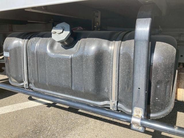 エルフトラック アルミバン2トン積載左サイドドア標準ロング木床観音扉 アルミ箱車2トン積載5トン限定免許4JJ1左サイド扉ラッシング2段スムーサー電格ミラー集中ロックバックモニターETCドラレコオートマ小型2トンエアバックAT車両総重量4,945kg準中型免許トラック(31枚目)