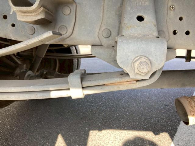 エルフトラック アルミバン2トン積載左サイドドア標準ロング木床観音扉 アルミ箱車2トン積載5トン限定免許4JJ1左サイド扉ラッシング2段スムーサー電格ミラー集中ロックバックモニターETCドラレコオートマ小型2トンエアバックAT車両総重量4,945kg準中型免許トラック(33枚目)