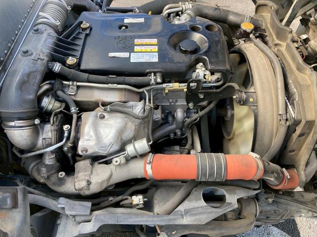 エルフトラック アルミバン2トン積載左サイドドア標準ロング木床観音扉 アルミ箱車2トン積載5トン限定免許4JJ1左サイド扉ラッシング2段スムーサー電格ミラー集中ロックバックモニターETCドラレコオートマ小型2トンエアバックAT車両総重量4,945kg準中型免許トラック(36枚目)