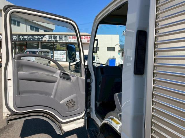 エルフトラック アルミバン2トン積載左サイドドア標準ロング木床観音扉 アルミ箱車2トン積載5トン限定免許4JJ1左サイド扉ラッシング2段スムーサー電格ミラー集中ロックバックモニターETCドラレコオートマ小型2トンエアバックAT車両総重量4,945kg準中型免許トラック(47枚目)