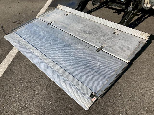 フォワード アルミウィング格納パワーゲート極東開発ワイドメッキパーツ 6200ボディPGワイド格納ゲートアルミホイールメッキパーツラッシング2段ベッド集中ロックべット電格ミラー4トン中型4HK1バックモニター8トン限定免許ETCエアバックアルミウイング4tフルハーフ(27枚目)