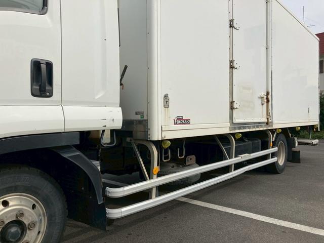 フォワード いすゞ冷蔵冷凍車バン-5℃ワイド格納ゲートリアエアサス中温 2.7トン積載中温設定-5℃ワイド6200ボディ後輪エアサス格納ゲート左サイド扉システムフロアラッシング1段三菱パワーゲート4トントラック240馬力4HK1極東MT6ベッド菱重べットサイドドア中型(33枚目)