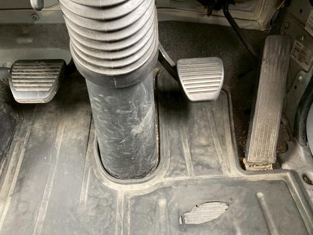 フォワード いすゞ冷蔵冷凍車バン-5℃ワイド格納ゲートリアエアサス中温 2.7トン積載中温設定-5℃ワイド6200ボディ後輪エアサス格納ゲート左サイド扉システムフロアラッシング1段三菱パワーゲート4トントラック240馬力4HK1極東MT6ベッド菱重べットサイドドア中型(74枚目)