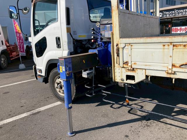 フォワード クレーン4段ラジコンフックイン2.93トン吊2.7トン積載 4段クレーン5400ボディ標準幅2.7トン積載ラジコンフックイン4HK1タダノZE304HR2.93トン吊ユニック電格ミラー集中ロック8トン限定免許アウトリガリーフMT6マニュアル4トン中型トラック(17枚目)