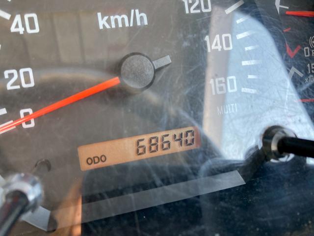 フォワード クレーン4段ラジコンフックイン2.93トン吊2.7トン積載 4段クレーン5400ボディ標準幅2.7トン積載ラジコンフックイン4HK1タダノZE304HR2.93トン吊ユニック電格ミラー集中ロック8トン限定免許アウトリガリーフMT6マニュアル4トン中型トラック(74枚目)