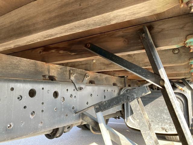 ヒノレンジャー クレーン４段ラジコン古河ユニック５６００ボディ標準幅４トン　４段クレーン中型トラック４トン２．９３トン吊ラジコン２．７５トン積載古河ユニック５６００ボディ標準幅ＵＲＵ３４４ＮアウトリガＪ０５Ｄ電格ミラーＥＴＣ８トン限定免許マニュアルＭＴ６リーフサスペンション（32枚目）