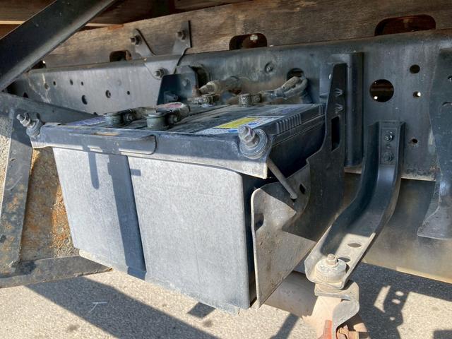 ヒノレンジャー クレーン４段ラジコン古河ユニック５６００ボディ標準幅４トン　４段クレーン中型トラック４トン２．９３トン吊ラジコン２．７５トン積載古河ユニック５６００ボディ標準幅ＵＲＵ３４４ＮアウトリガＪ０５Ｄ電格ミラーＥＴＣ８トン限定免許マニュアルＭＴ６リーフサスペンション（40枚目）