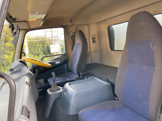 ファイター 冷蔵冷凍バン２．４５トン積載リアエアサス－３０℃格納ゲート　冷凍冷蔵４トン中型トラック８トン限定免許６Ｍ６０マニュアル２．４５トン積載６２００ワイド低温左サイド扉格納ＰＧ後輪エアサス坂道補助ベッドラッシング２段集中ロック電格ミラーバックモニターＥＴＣフルハーフ（64枚目）