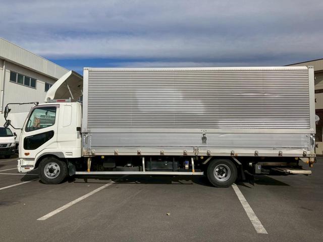 ファイター アルミウイング格納ＰＧワイド６２００ボディ２．５５トン積載　ワイド６２００ボディ格納ゲートラッシング２段２．５５トン積載　ベッド集中ロック電格ミラーバックモニターＥＴＣＡＢＳＰＳＰＷエアバック坂道補助燃焼装置アドブルー中型トラック４トンベット４ｔパワーゲート（10枚目）