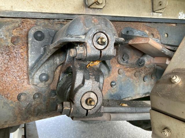 ファイター アルミウイング格納ＰＧワイド６２００ボディ２．５５トン積載　ワイド６２００ボディ格納ゲートラッシング２段２．５５トン積載　ベッド集中ロック電格ミラーバックモニターＥＴＣＡＢＳＰＳＰＷエアバック坂道補助燃焼装置アドブルー中型トラック４トンベット４ｔパワーゲート（51枚目）