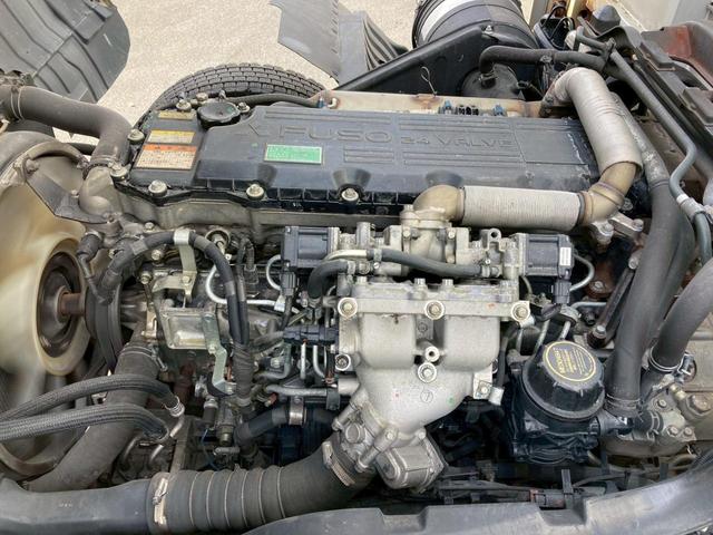 ファイター アルミウイング格納ＰＧワイド６２００ボディ２．５５トン積載　ワイド６２００ボディ格納ゲートラッシング２段２．５５トン積載　ベッド集中ロック電格ミラーバックモニターＥＴＣＡＢＳＰＳＰＷエアバック坂道補助燃焼装置アドブルー中型トラック４トンベット４ｔパワーゲート（52枚目）