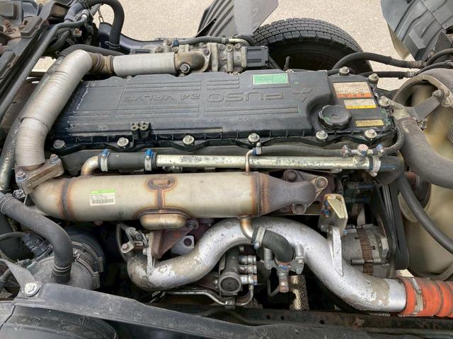 ファイター アルミウイング格納ＰＧワイド６２００ボディ２．５５トン積載　ワイド６２００ボディ格納ゲートラッシング２段２．５５トン積載　ベッド集中ロック電格ミラーバックモニターＥＴＣＡＢＳＰＳＰＷエアバック坂道補助燃焼装置アドブルー中型トラック４トンベット４ｔパワーゲート（53枚目）