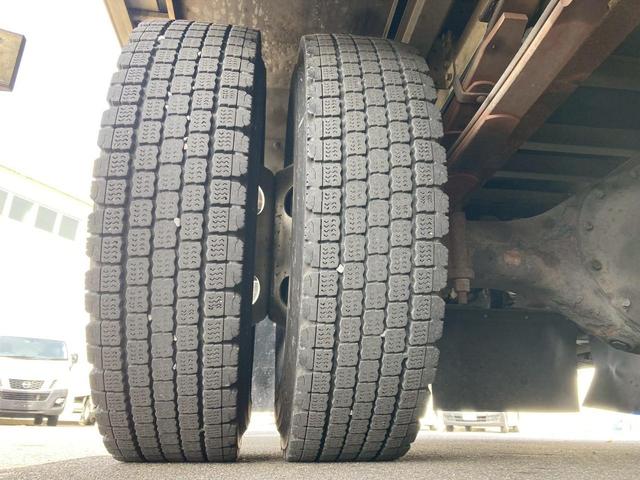 ファイター アルミウイング格納ＰＧワイド６２００ボディ２．５５トン積載　ワイド６２００ボディ格納ゲートラッシング２段２．５５トン積載　ベッド集中ロック電格ミラーバックモニターＥＴＣＡＢＳＰＳＰＷエアバック坂道補助燃焼装置アドブルー中型トラック４トンベット４ｔパワーゲート（59枚目）