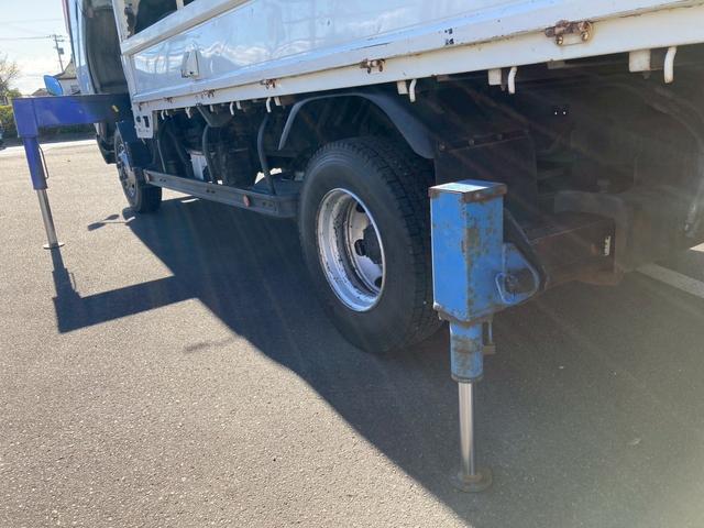 キャンター ５段クレーンワイド超ロング３．２５ｔ積載タダノラジコン付　５段クレーンワイド超ロング３．２５ｔ積載タダノラジコン付リアアウトリガー　フックイン　スタットレスタイヤＥＴＣ集中ロック電格ミラーＰＷＰＳＡＢＳアドブルー燃焼装置エアバックユニック車小型（29枚目）