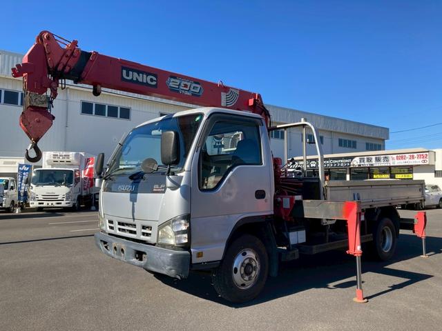 エルフトラック ５段クレーン　セミワイドロング　スムーサー　リヤアウトリガー　５段クレーンセミワイドロング古河ユニック２．９３ｔ吊スムーサーリヤアウトリガーあおり開閉補助装置ＥＴＣ　ＰＳ　ＰＷ　電格ミラーエアバック燃焼装置小型トラックユニック車差し違えアウトリガーシルバー色（5枚目）