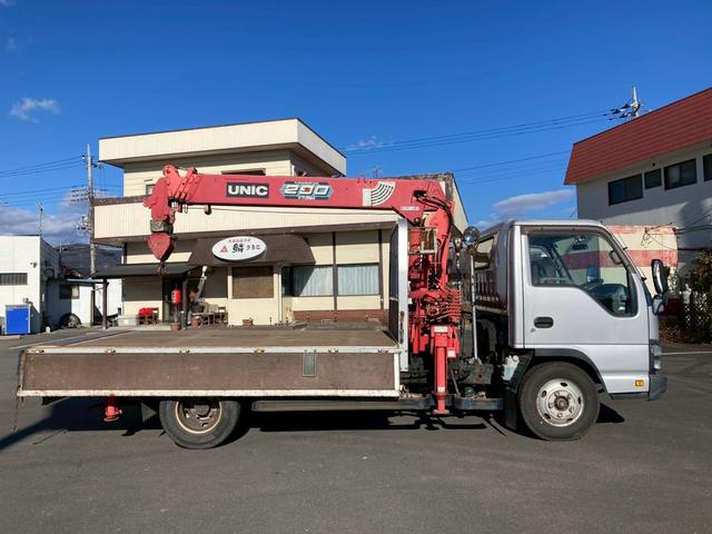 エルフトラック ５段クレーン　セミワイドロング　スムーサー　リヤアウトリガー　５段クレーンセミワイドロング古河ユニック２．９３ｔ吊スムーサーリヤアウトリガーあおり開閉補助装置ＥＴＣ　ＰＳ　ＰＷ　電格ミラーエアバック燃焼装置小型トラックユニック車差し違えアウトリガーシルバー色（16枚目）