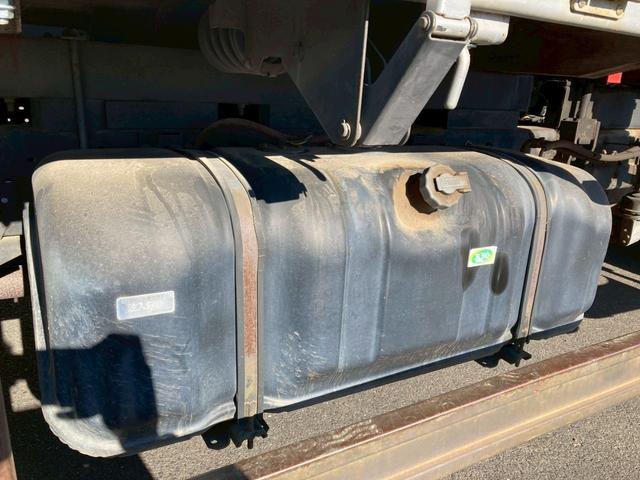 エルフトラック ５段クレーン　セミワイドロング　スムーサー　リヤアウトリガー　５段クレーンセミワイドロング古河ユニック２．９３ｔ吊スムーサーリヤアウトリガーあおり開閉補助装置ＥＴＣ　ＰＳ　ＰＷ　電格ミラーエアバック燃焼装置小型トラックユニック車差し違えアウトリガーシルバー色（47枚目）