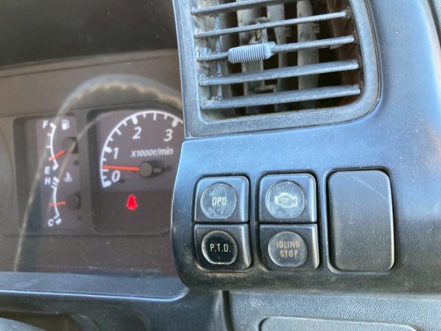 エルフトラック ５段クレーン　セミワイドロング　スムーサー　リヤアウトリガー　５段クレーンセミワイドロング古河ユニック２．９３ｔ吊スムーサーリヤアウトリガーあおり開閉補助装置ＥＴＣ　ＰＳ　ＰＷ　電格ミラーエアバック燃焼装置小型トラックユニック車差し違えアウトリガーシルバー色（78枚目）