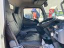 トラックコンフロントでは「車検」や「名義変更」「車庫証明取得」などの各種お手続きも承っております!