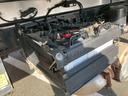 冷蔵冷凍バン２．４５トン積載リアエアサス－３０℃格納ゲート　冷凍冷蔵４トン中型トラック８トン限定免許６Ｍ６０マニュアル２．４５トン積載６２００ワイド低温左サイド扉格納ＰＧ後輪エアサス坂道補助ベッドラッシング２段集中ロック電格ミラーバックモニターＥＴＣフルハーフ（46枚目）