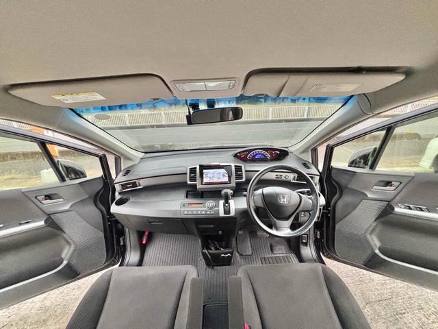 フリード Ｇ　ジャストセレクション　ＥＴＣ　バックカメラ　ナビ　ＴＶ　両側スライド・片側電動　スマートキー　電動格納ミラー　３列シート　ウォークスルー　ＣＶＴ　ＣＤ　ＤＶＤ再生　Ｂｌｕｅｔｏｏｔｈ　盗難防止システム　衝突安全ボディ（20枚目）