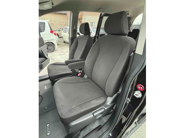 フリード Ｇ　ジャストセレクション　ＥＴＣ　バックカメラ　ナビ　ＴＶ　両側スライド・片側電動　スマートキー　電動格納ミラー　３列シート　ウォークスルー　ＣＶＴ　ＣＤ　ＤＶＤ再生　Ｂｌｕｅｔｏｏｔｈ　盗難防止システム　衝突安全ボディ（27枚目）