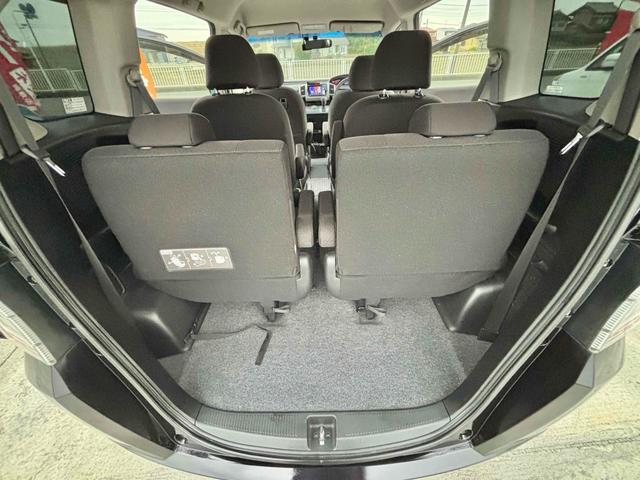 フリード Ｇ　ジャストセレクション　ＥＴＣ　バックカメラ　ナビ　ＴＶ　両側スライド・片側電動　スマートキー　電動格納ミラー　３列シート　ウォークスルー　ＣＶＴ　ＣＤ　ＤＶＤ再生　Ｂｌｕｅｔｏｏｔｈ　盗難防止システム　衝突安全ボディ（29枚目）