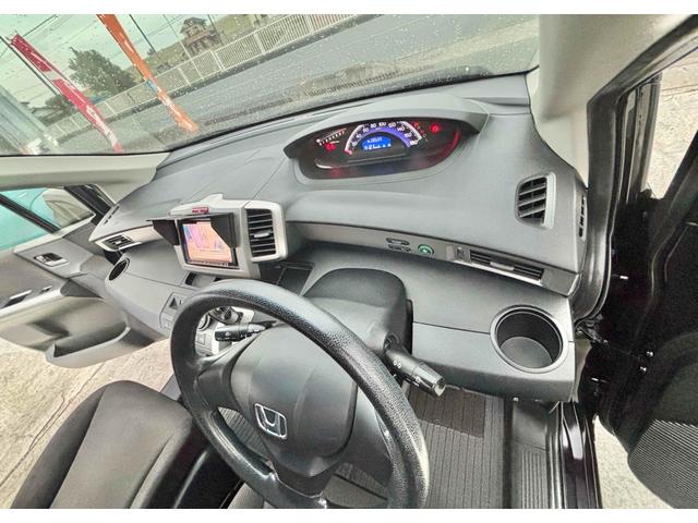 フリード Ｇ　ジャストセレクション　ＥＴＣ　バックカメラ　ナビ　ＴＶ　両側スライド・片側電動　スマートキー　電動格納ミラー　３列シート　ウォークスルー　ＣＶＴ　ＣＤ　ＤＶＤ再生　Ｂｌｕｅｔｏｏｔｈ　盗難防止システム　衝突安全ボディ（47枚目）