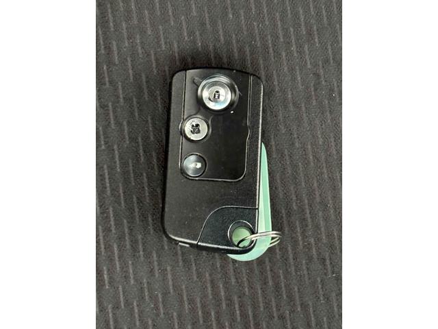 フリード Ｇ　ジャストセレクション　ＥＴＣ　バックカメラ　ナビ　ＴＶ　両側スライド・片側電動　スマートキー　電動格納ミラー　３列シート　ウォークスルー　ＣＶＴ　ＣＤ　ＤＶＤ再生　Ｂｌｕｅｔｏｏｔｈ　盗難防止システム　衝突安全ボディ（49枚目）