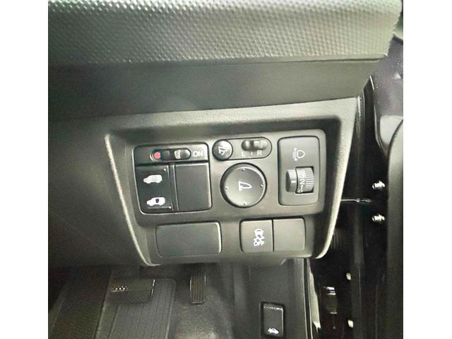 フリード Ｇ　ジャストセレクション　ＥＴＣ　バックカメラ　ナビ　ＴＶ　両側スライド・片側電動　スマートキー　電動格納ミラー　３列シート　ウォークスルー　ＣＶＴ　ＣＤ　ＤＶＤ再生　Ｂｌｕｅｔｏｏｔｈ　盗難防止システム　衝突安全ボディ（50枚目）