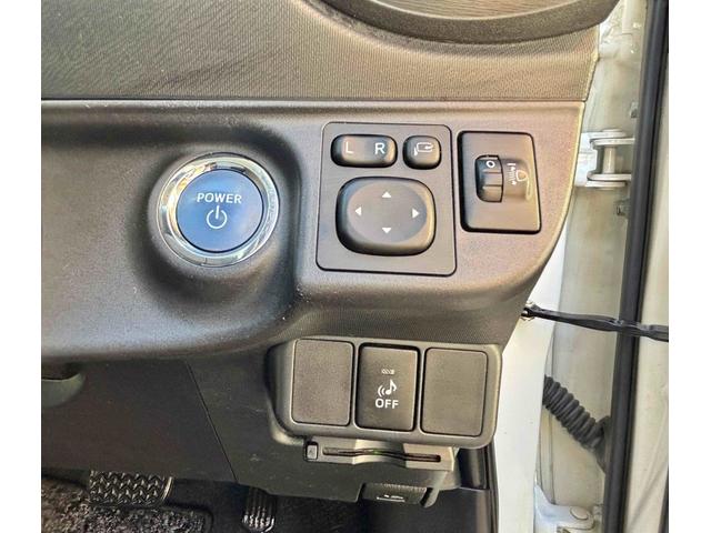 アクア S ETC バックカメラ ナビ TV アルミホイール スマートキー アイドリングストップ 電動格納ミラー CVT 衝突安全ボディ 記録簿 ABS ESC CD エアコン パワーステアリング(51枚目)