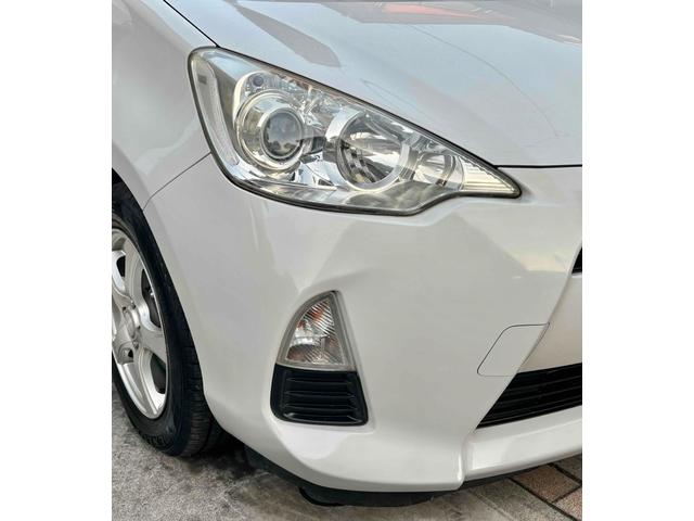 アクア S ETC バックカメラ ナビ TV アルミホイール スマートキー アイドリングストップ 電動格納ミラー CVT 衝突安全ボディ 記録簿 ABS ESC CD エアコン パワーステアリング(70枚目)