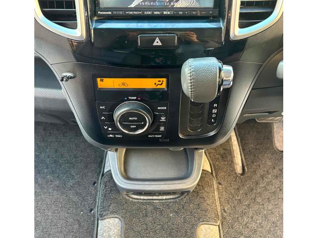 ソリオバンディット ベースグレード ETC バックカメラ ナビ TV 両側電動スライドドア オートライト HID スマートキー 電動格納ミラー ウォークスルー CVT アルミホイール CD DVD再生 USB Bluetooth 記録簿(44枚目)