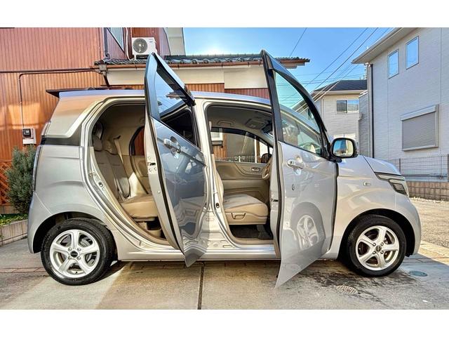 N-WGN G ETC バックカメラ ナビ TV 衝突被害軽減システム スマートキー アイドリングストップ 電動格納ミラー CVT 盗難防止システム ABS ESC CD DVD再生 USB(12枚目)